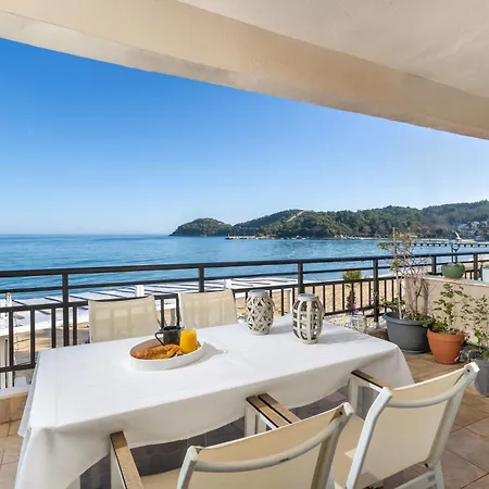 Dimar Apartment